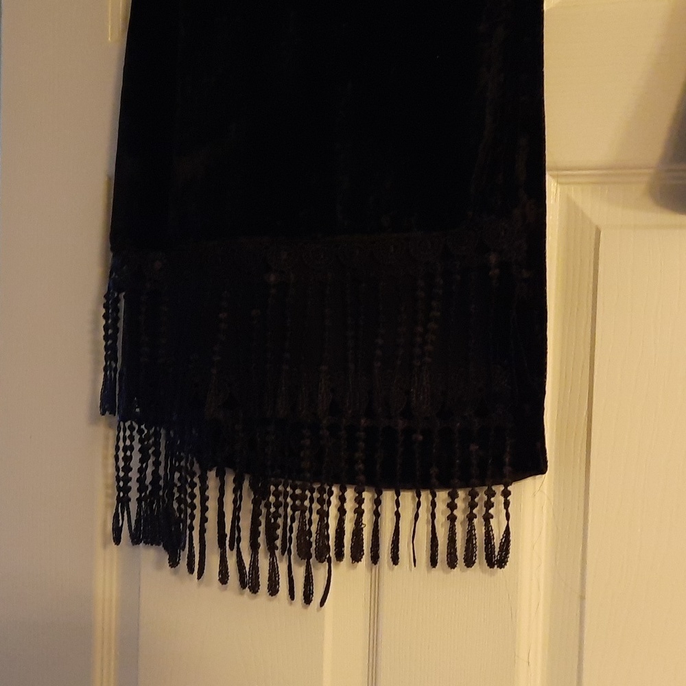 Black velvet fringed shawl